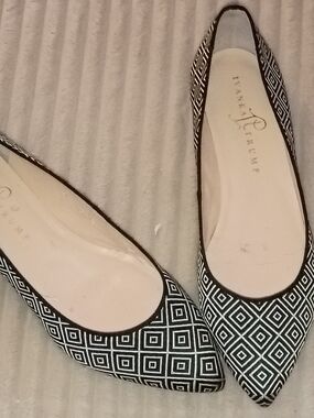 Ivanka Trump Black & White Diamond-Pattern Pointed-Toe Flats
